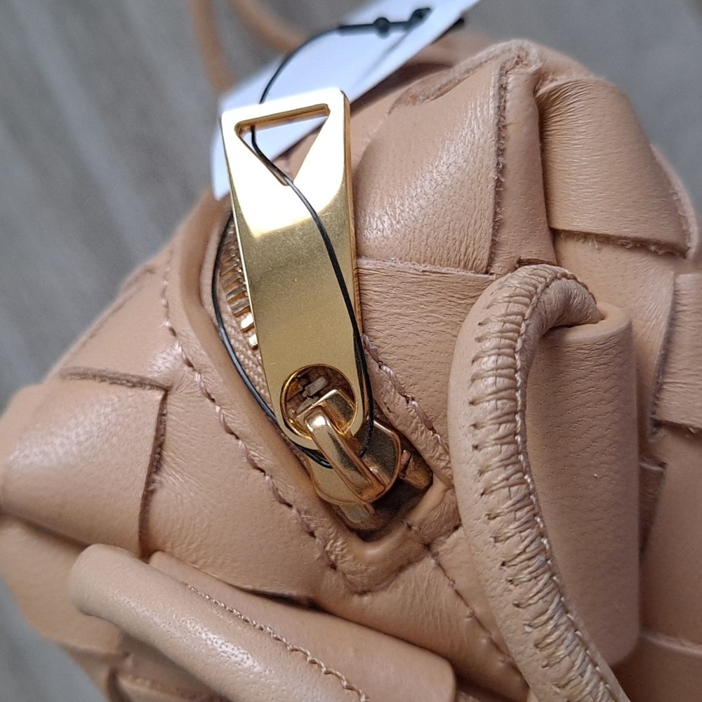 NWT Bottega Veneta Mini Loop bag - Picture 10 of 16